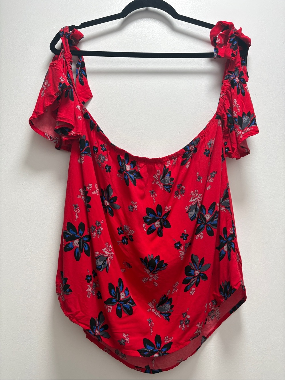 Bright Red Floral Off-Shoulder Blouse with Ruffled Straps